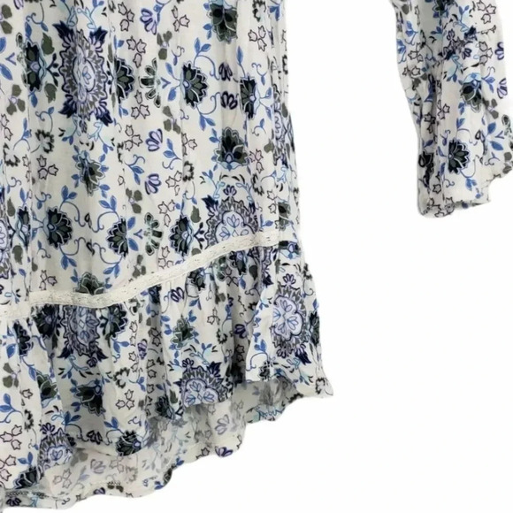 Justice Blue Floral Peplum Top 16 - Picture 2 of 3